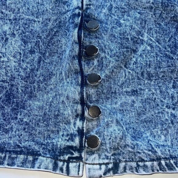 Fever Denim Pencil Skirt Women Distressed Acid Wash Button Closure Size Small - Picture 5 of 7